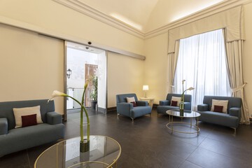 Reception hall