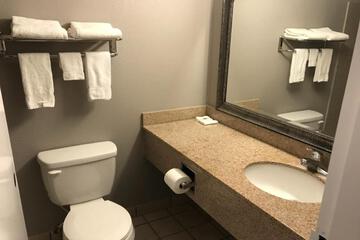 Photo 33