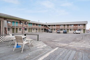 Property Grounds 205 of 212