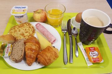 Breakfast meal