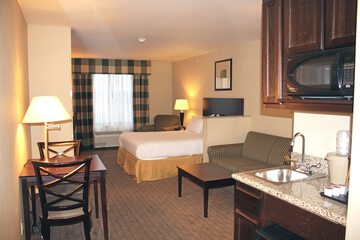 Room 32 of 48