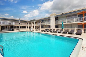 Quality Inn and Conference Center Tampa-Brandon