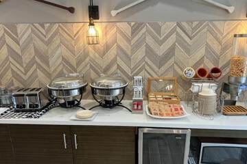 Breakfast buffet