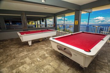 Poolside bar