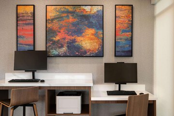 Business Center 45 of 46