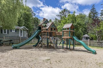 Children's play area - outdoor