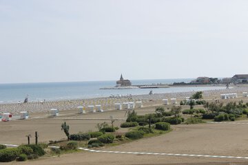 Beach/ocean view
