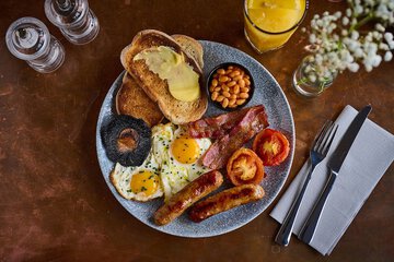 Breakfast meal