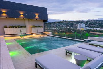 Rooftop pool