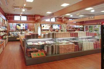 Gift shop