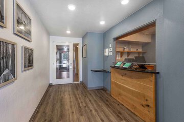 Hotel Interior 7 of 26