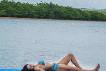 Surfing/boogie boarding