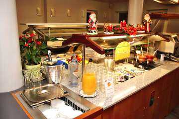 Breakfast buffet