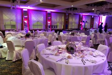 Indoor wedding