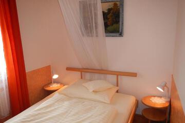 Photo 51