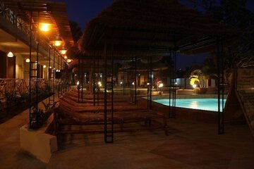 Poolside bar