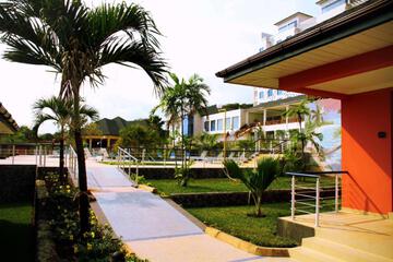 Photo 13