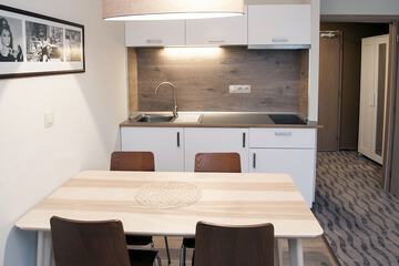 Private kitchenette
