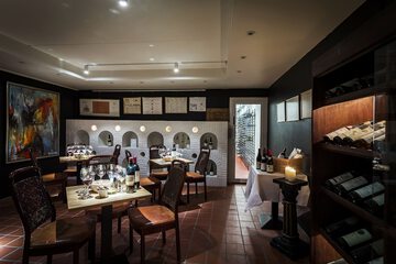Tasting room