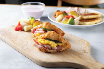 Breakfast buffet