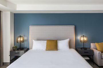 Room 29 of 60