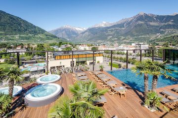 Rooftop pool