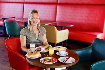 Breakfast area
