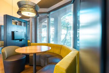 Hotel Interior 17 of 49