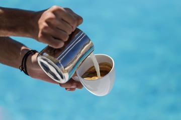 Poolside bar