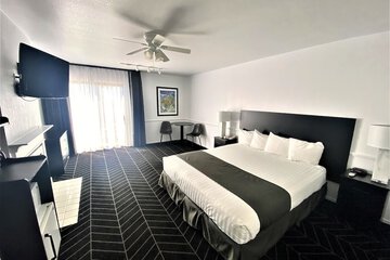 Room 30 of 72
