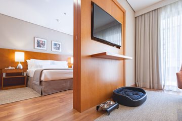 Pet-friendly amenities