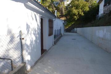 Photo 36