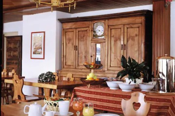 Breakfast area