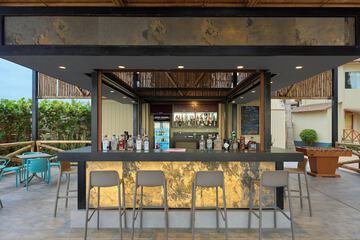 Beach bar
