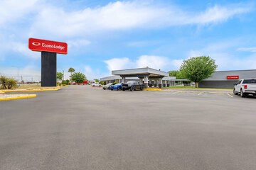 Econo Lodge Carlsbad Caverns Area