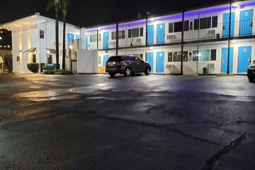 Property Grounds 25 of 28