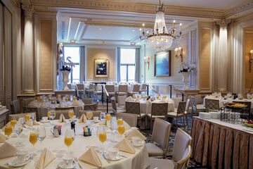 Ballroom/Hall 150 of 162