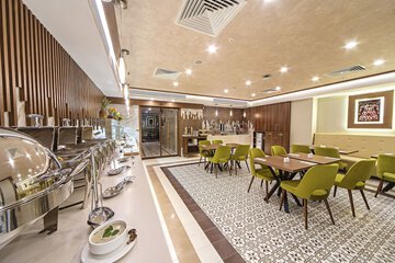 Food court