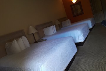 Room 15 of 22