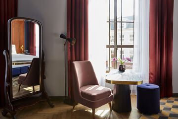 Room amenity