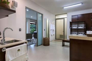 Steam room
