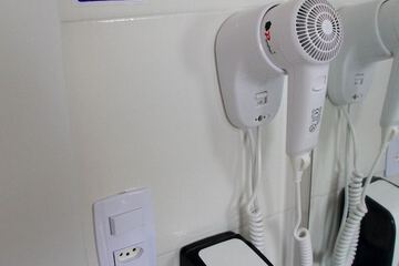 Bathroom amenities