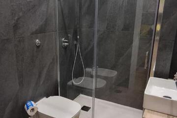 Photo 51