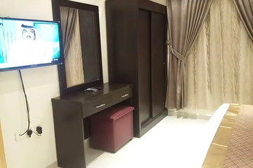 guest_rooms