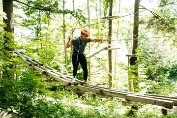 Ropes course (team building)