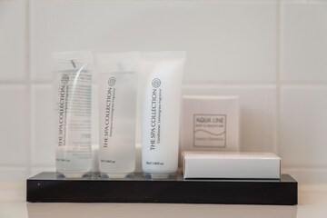 Bathroom amenities