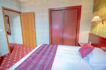 Photo 49