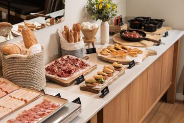 Breakfast buffet