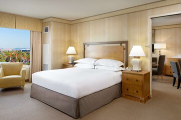 Room 14 of 60