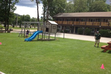 Children's play area - outdoor